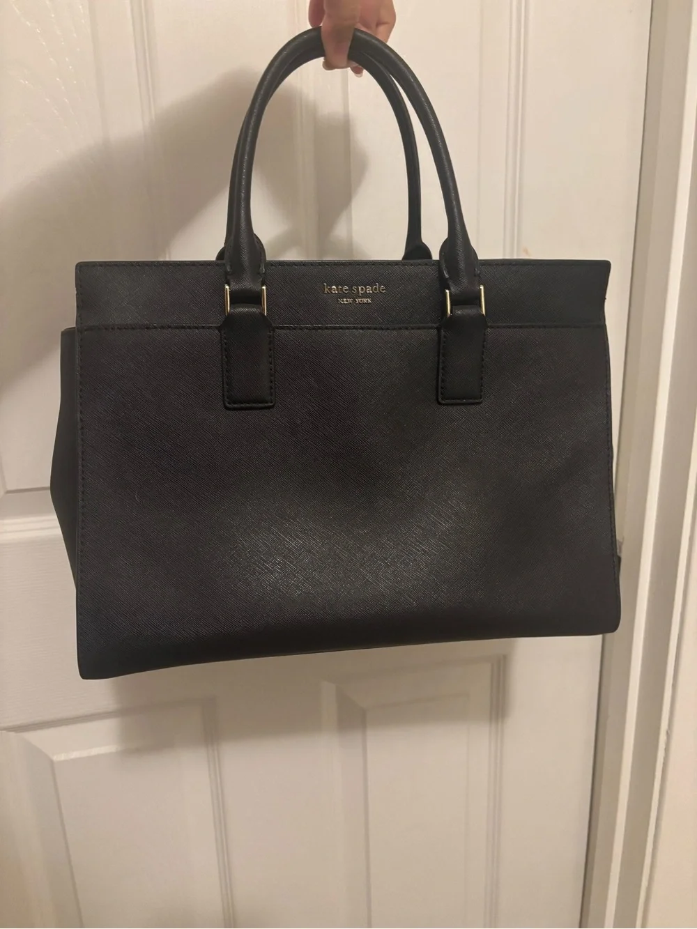 kate spade black structured saffiano tote